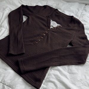 🤎 Y2K brown long sleeve camisole with lace detailing 🤎